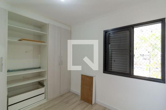 Quarto 2 de apartamento para alugar com 2 quartos, 71m² em Vila Carrao, São Paulo