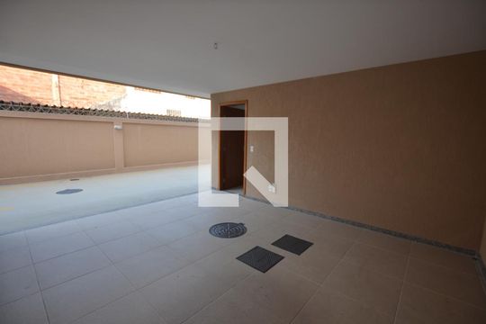 Garagem de apartamento à venda com 2 quartos, 100m² em Irajá, Rio de Janeiro