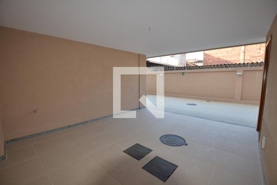 Garagem de apartamento à venda com 2 quartos, 100m² em Irajá, Rio de Janeiro