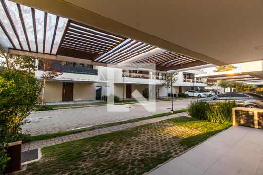 Garagem de casa de condomínio para alugar com 3 quartos, 152m² em Tanquinho, Santana de Parnaíba