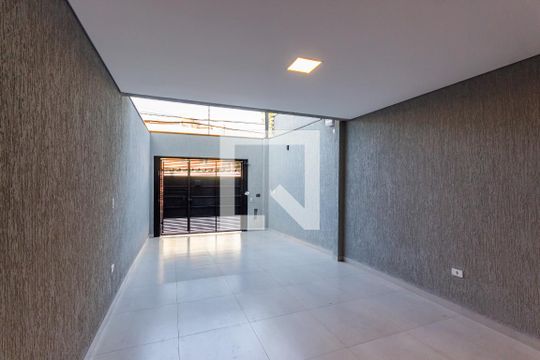 Garagem de casa à venda com 3 quartos, 131m² em Vila Clarice, Santo André