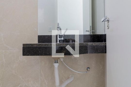 Lavabo de casa à venda com 3 quartos, 430m² em Penha de França, São Paulo
