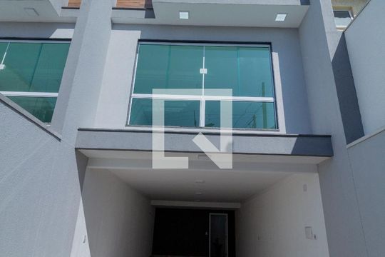 Fachada Interna de casa à venda com 3 quartos, 430m² em Vila Marieta, São Paulo