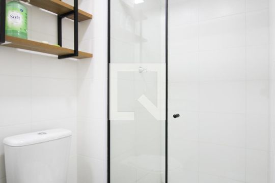 Banheiro de kitnet/studio para alugar com 1 quarto, 25m² em Vila Olímpia, São Paulo