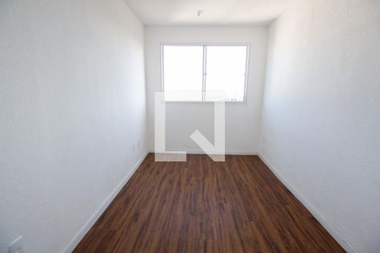 Sala de apartamento para alugar com 2 quartos, 42m² em Jardim do Lago, Osasco