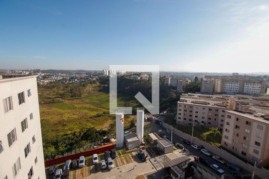 Vista do Quarto 1 de apartamento para alugar com 2 quartos, 42m² em Jardim do Lago, Osasco