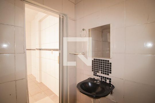 Banheiro de casa para alugar com 2 quartos, 60m² em Jardim Japão, São Paulo