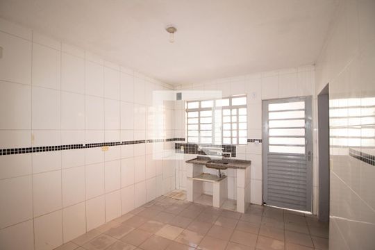 Cozinha de casa para alugar com 2 quartos, 60m² em Jardim Japão, São Paulo