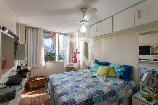 Suíte de apartamento à venda com 2 quartos, 92m² em Tijuca, Rio de Janeiro