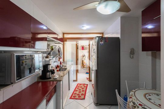 Cozinha de apartamento à venda com 2 quartos, 92m² em Tijuca, Rio de Janeiro