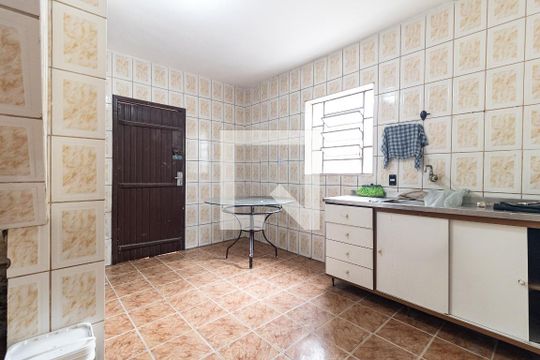 Cozinha de casa à venda com 3 quartos, 100m² em Vila Caraguatá, São Paulo