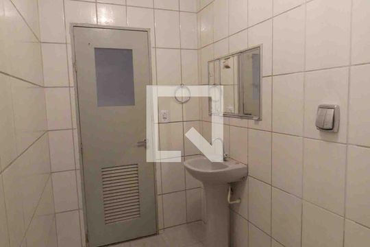 Banheiro de casa para alugar com 2 quartos, 72m² em Jardim Santo Amaro, Sorocaba