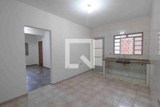Cozinha de casa para alugar com 2 quartos, 72m² em Jardim Santo Amaro, Sorocaba