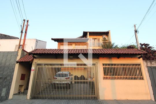 Fachada de casa à venda com 4 quartos, 400m² em Vila Ré, São Paulo