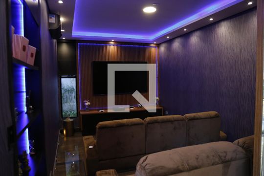 Sala de Cinema de casa de condomínio à venda com 3 quartos, 350m² em City América, São Paulo