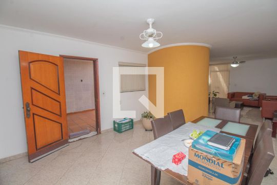 Sala de casa para alugar com 3 quartos, 250m² em Vila Formosa, São Paulo