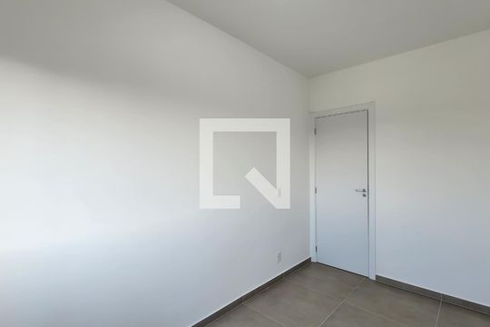 Quarto 1 de apartamento à venda com 2 quartos, 55m² em Nova Aldeinha/aldeia, Barueri