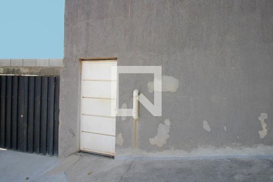 Fachada de kitnet/studio para alugar com 1 quarto, 20m² em Santa Efigênia, Belo Horizonte