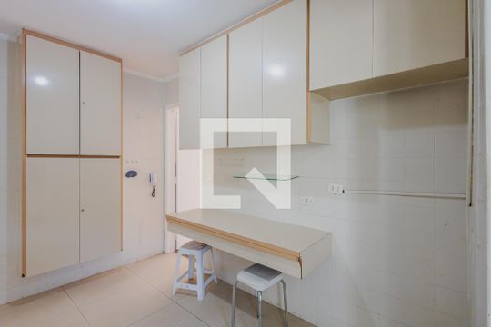Cozinha de apartamento à venda com 3 quartos, 140m² em Pinheiros, São Paulo