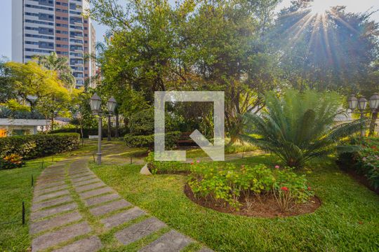 Área comum de apartamento à venda com 3 quartos, 140m² em Pinheiros, São Paulo