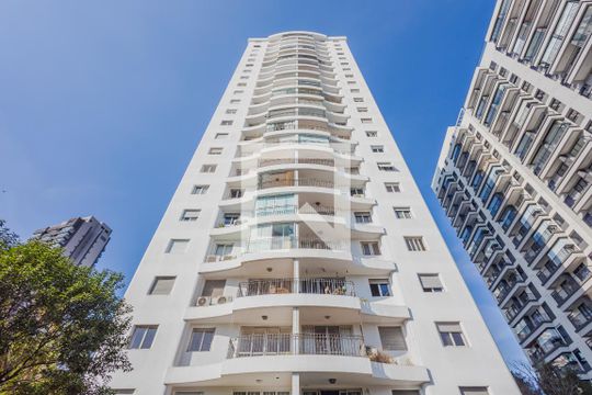 Fachada de apartamento à venda com 3 quartos, 140m² em Pinheiros, São Paulo