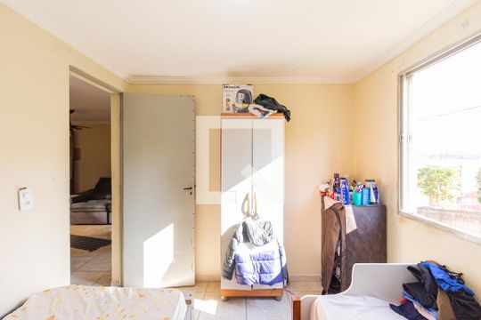 Quarto 2 de apartamento para alugar com 2 quartos, 65m² em Jardim Maria Beatriz, Carapicuíba