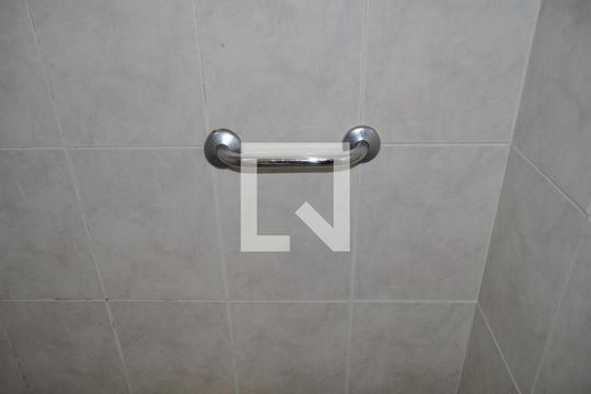 Banheiro de apartamento para alugar com 2 quartos, 50m² em Engenho Novo, Rio de Janeiro