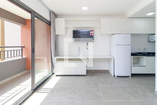 Studio de kitnet/studio para alugar com 0 quarto, 29m² em Santo Amaro, São Paulo