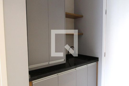 Cozinha de kitnet/studio para alugar com 1 quarto, 25m² em Vila Olímpia, São Paulo