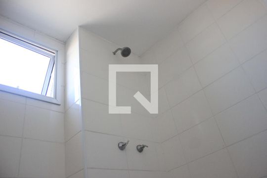 Banheiro Social de apartamento para alugar com 2 quartos, 55m² em Vila Galvão, Guarulhos