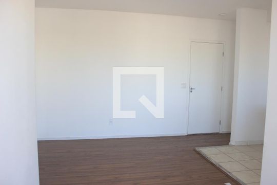 Sala de apartamento para alugar com 2 quartos, 55m² em Vila Galvão, Guarulhos