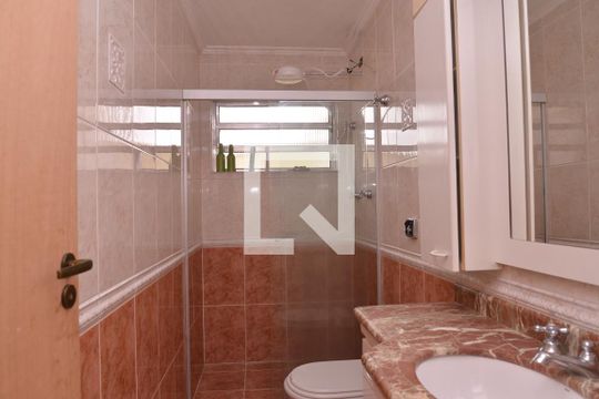 Banheiro Quarto de casa à venda com 3 quartos, 256m² em Campestre, Santo André