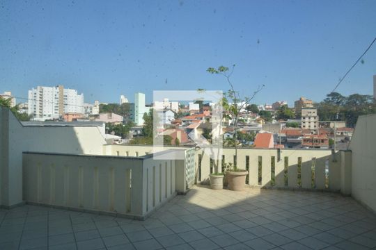 Área comum de casa à venda com 3 quartos, 256m² em Campestre, Santo André