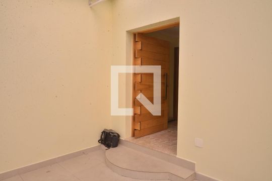 Área comum de casa à venda com 3 quartos, 256m² em Campestre, Santo André