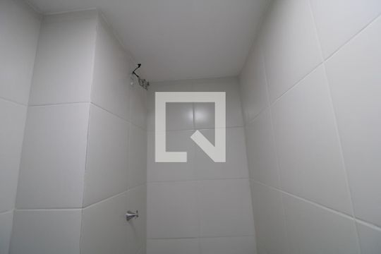 Área do chuveiro de apartamento à venda com 2 quartos, 33m² em Jardim Prudência, São Paulo
