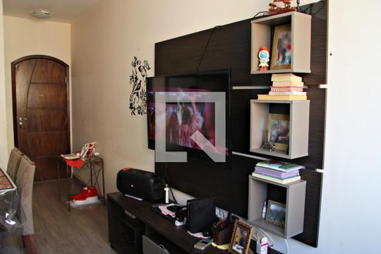 Sala de apartamento à venda com 2 quartos, 70m² em Vila Leonor, Guarulhos
