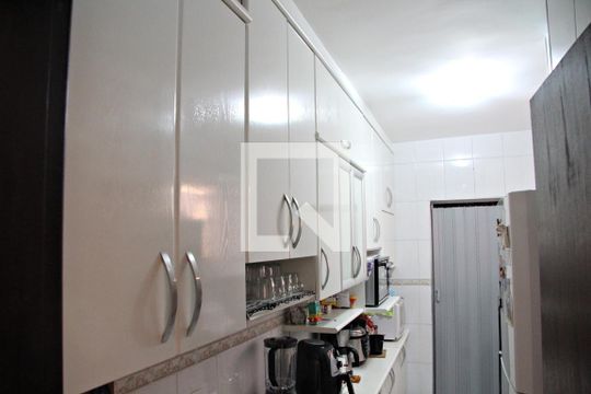 Cozinha de apartamento à venda com 2 quartos, 70m² em Vila Leonor, Guarulhos