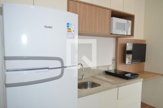 Cozinha de kitnet/studio à venda com 1 quarto, 19m² em Ipiranga, São Paulo