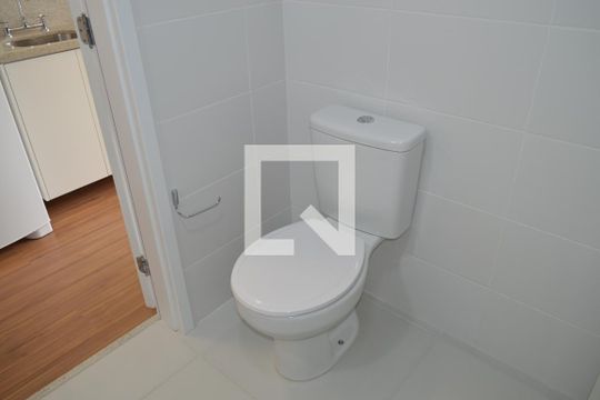 Banheiro de kitnet/studio à venda com 1 quarto, 19m² em Ipiranga, São Paulo
