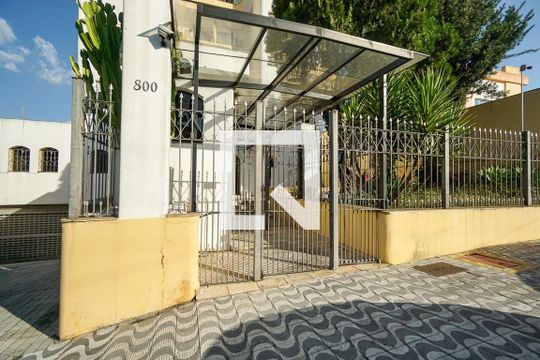 Condomínio - Fachada  de apartamento para alugar com 2 quartos, 56m² em Vila Aricanduva, São Paulo