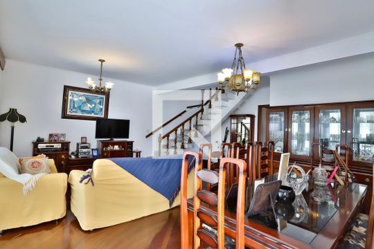 Sala de casa à venda com 3 quartos, 210m² em Vila Prudente, São Paulo