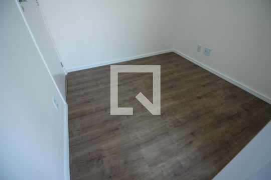 Quarto 2 de kitnet/studio à venda com 2 quartos, 31m² em Jardim Monte Kemel, São Paulo