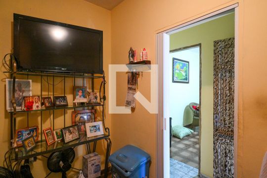 Quarto  de casa à venda com 2 quartos, 500m² em Vila Nair, São Paulo