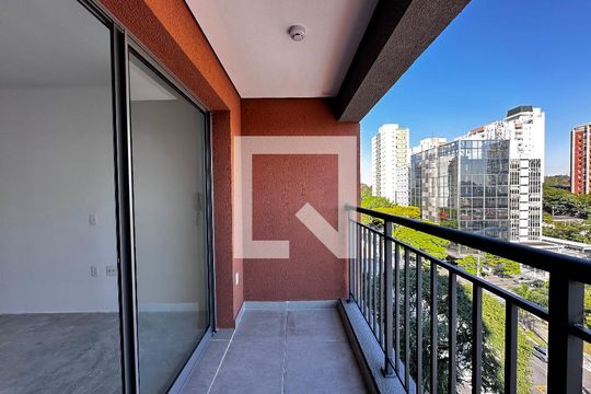 Sacada de kitnet/studio à venda com 1 quarto, 27m² em Santo Amaro, São Paulo