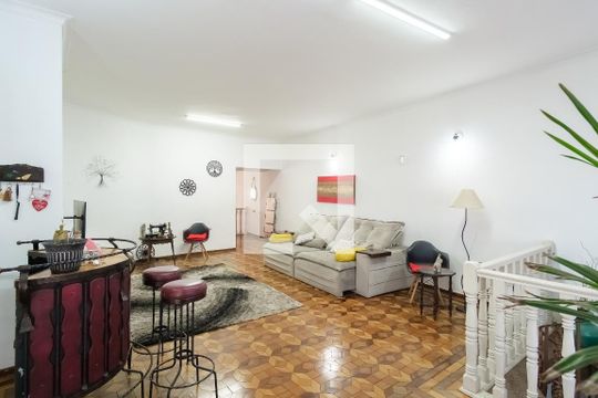 Sala de casa para alugar com 3 quartos, 360m² em Cidade Mãe do Céu, São Paulo