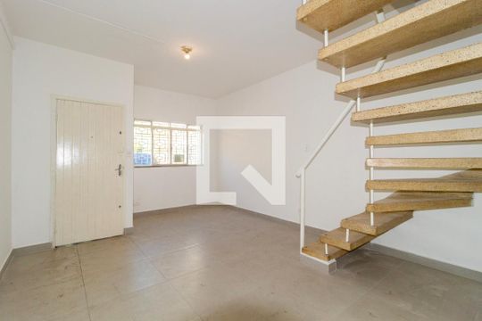 Sala de casa de condomínio à venda com 2 quartos, 80m² em Alto do Pari, São Paulo