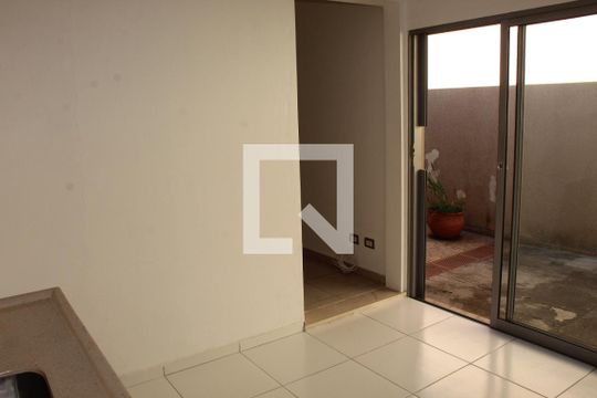 Cozinha de casa para alugar com 1 quarto, 55m² em Horizontal Park, Cotia