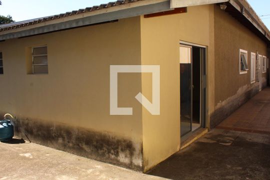 Área Externa de casa para alugar com 1 quarto, 55m² em Horizontal Park, Cotia