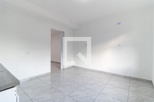 Cozinha de casa para alugar com 1 quarto, 30m² em Jardim Vergueiro (sacomã), São Paulo