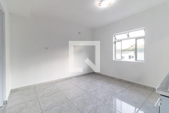 Cozinha de casa para alugar com 1 quarto, 30m² em Jardim Vergueiro (sacomã), São Paulo